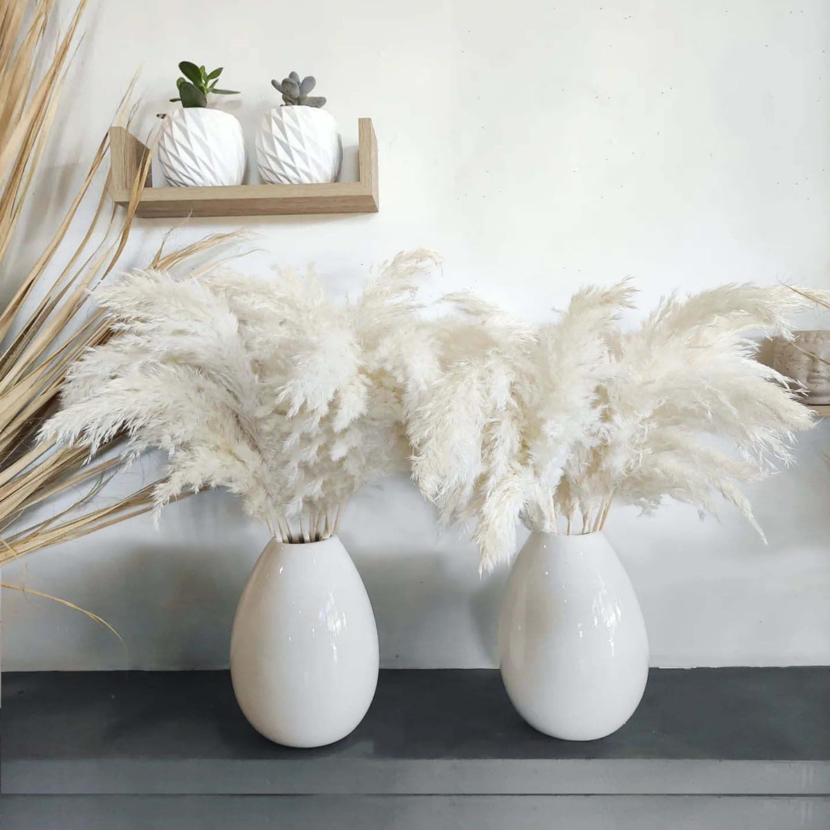 ROOLLYA 17 Inch 20 Stems Natural Pampas Grass Decor - Tall Fluffy Pompas Grass for Floor Vase - Boho Decor Home Wedding Event Decor, 2404-c15-30brown-45cm