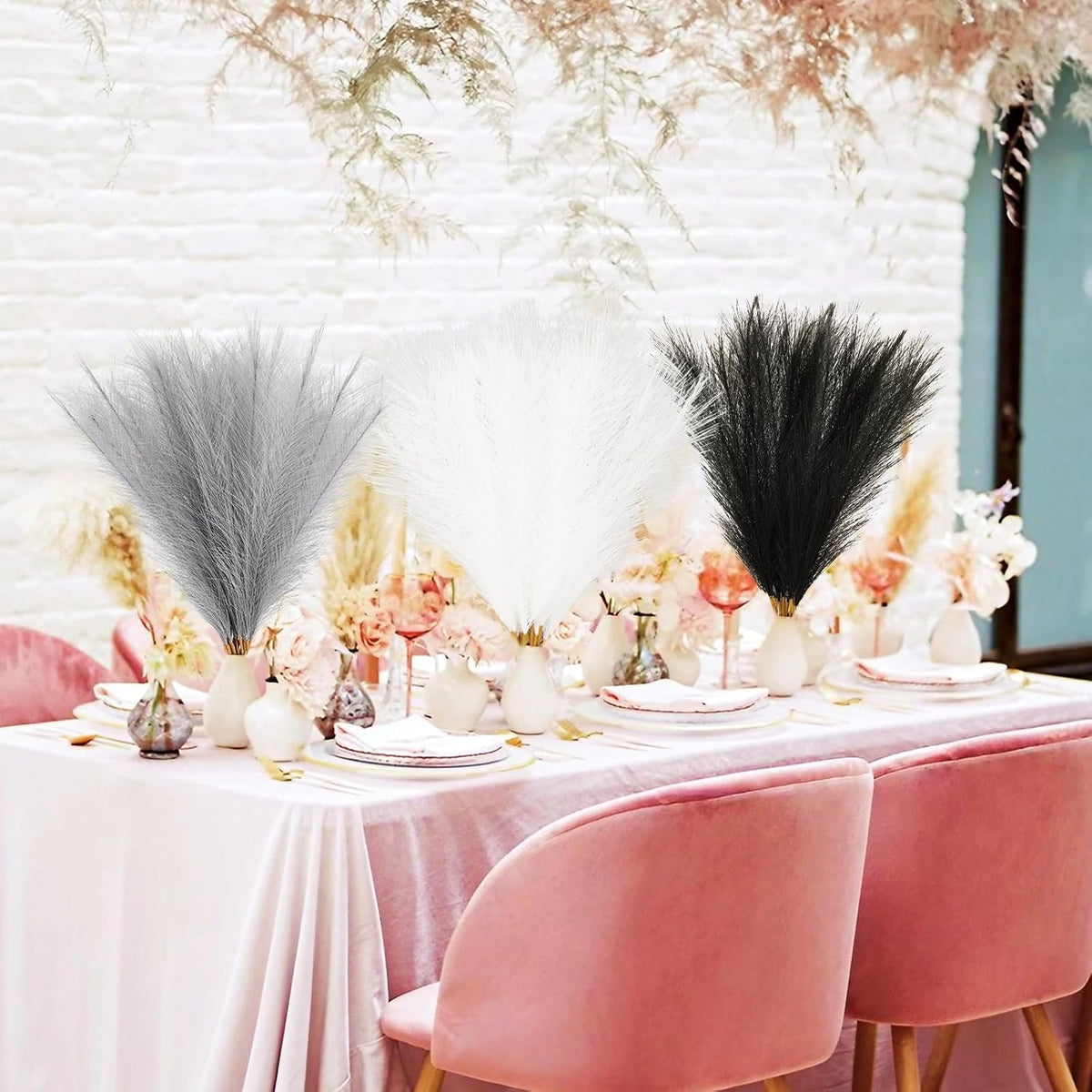 Agusbagli 30pcs Black Faux Pampas Grass Tall, 21.6in Artificial Colored Pompas Grass Short Fluffy Fake Pampas Stems Vase Filler Flower Arrangement for Home Wedding Centerpieces Boho Decor
