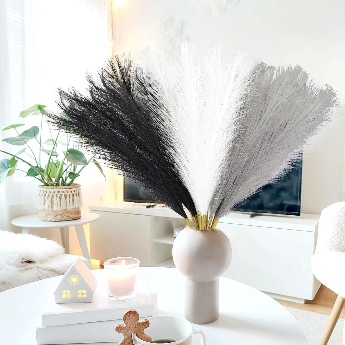 Agusbagli 30pcs Black Faux Pampas Grass Tall, 21.6in Artificial Colored Pompas Grass Short Fluffy Fake Pampas Stems Vase Filler Flower Arrangement for Home Wedding Centerpieces Boho Decor