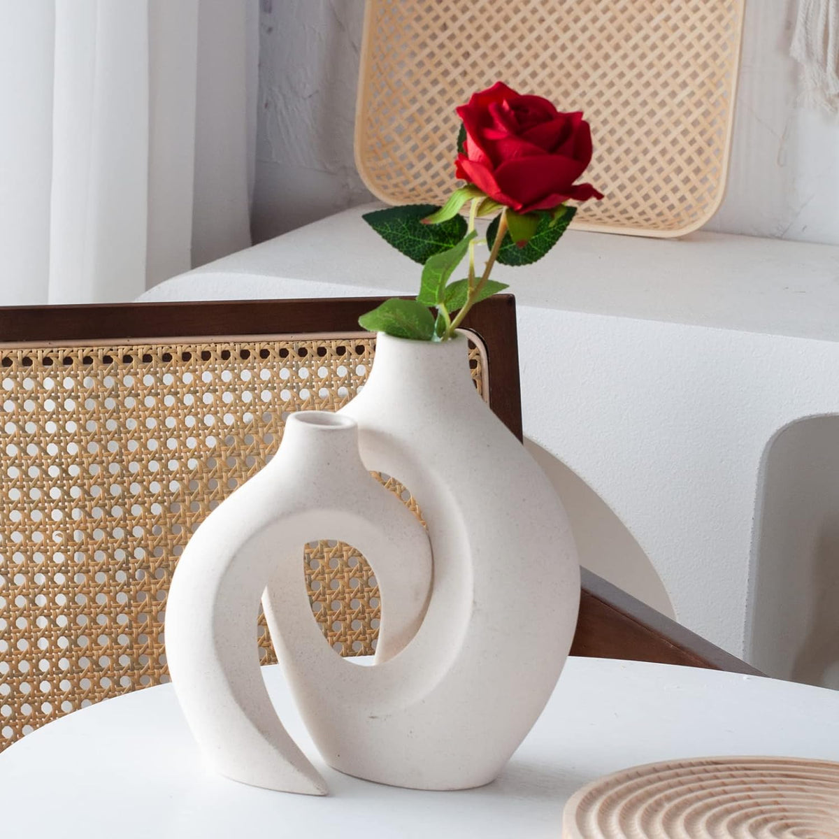 Levvohd Snuggle Hollow Ceramic Vase Set of 2 for Modern Nordic Home Decor