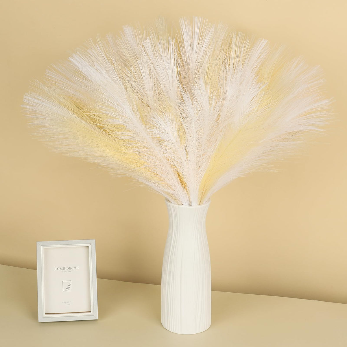 SeptCat 30 Pcs Pampas Grass Decor 21.7" Fluffy Faux Short Brown Pampas Grass Artificial Small Pompas Grass Flower Vase Filler for Home Wedding Living Room Wall Party Decoration