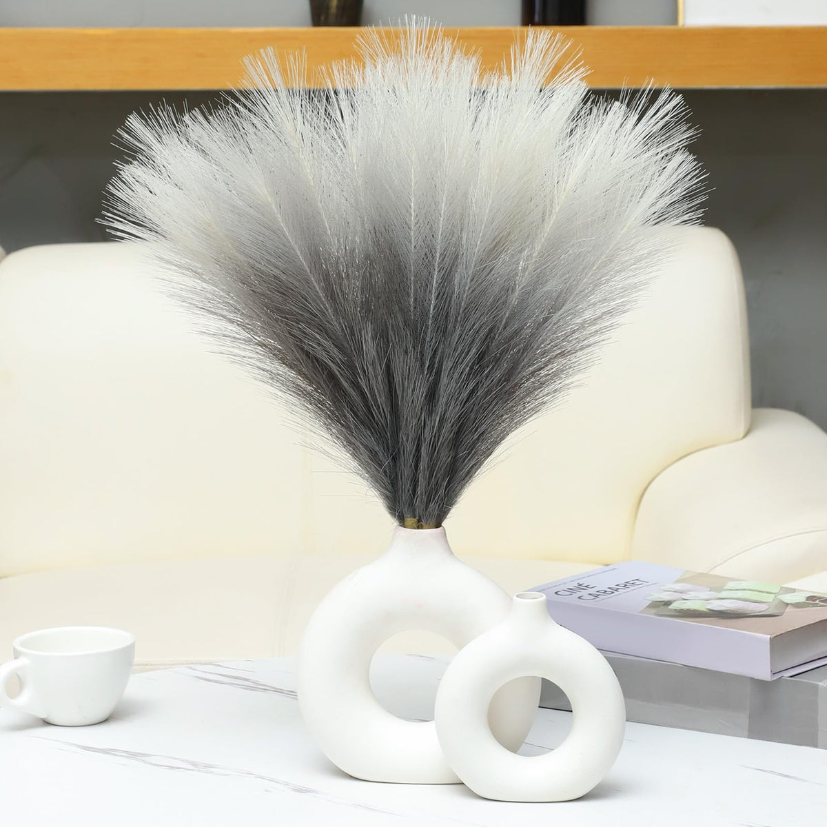 UREYMX Faux Pampas Grass Decor 17.7 Inch 30pcs, Artificial Pampas Grass Fluffy Home Decor, Short Vase Room Decor pompous Grass Flower Arrangement for Boho Home Wedding Decoration (Black,White,Grey)