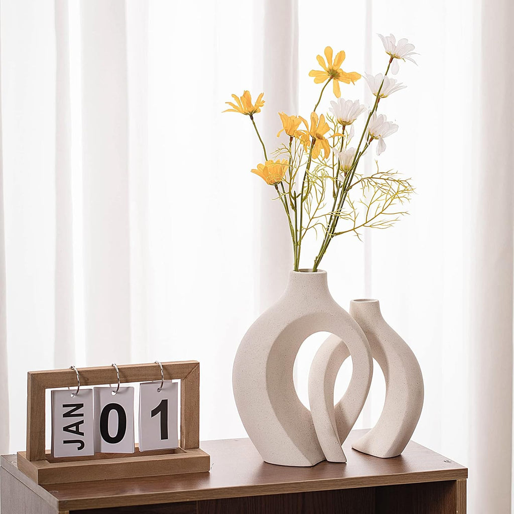Levvohd Snuggle Hollow Ceramic Vase Set of 2 for Modern Nordic Home Decor