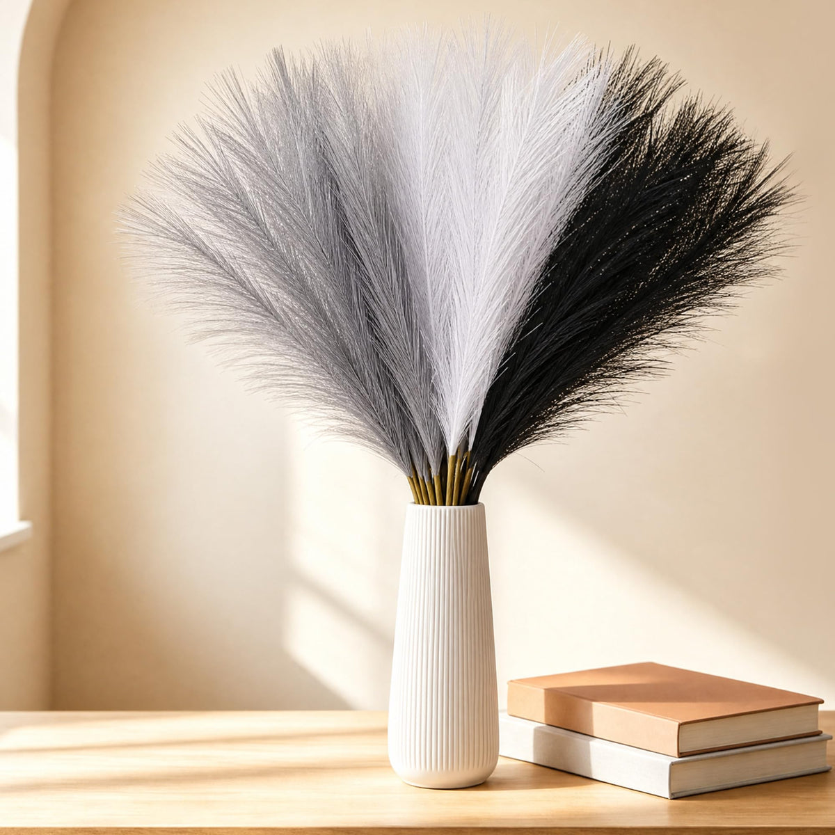 Bpole 36Pcs Black Pampas Grass,21.6 Inch Fluffy Faux Pampas Boho Home Decor