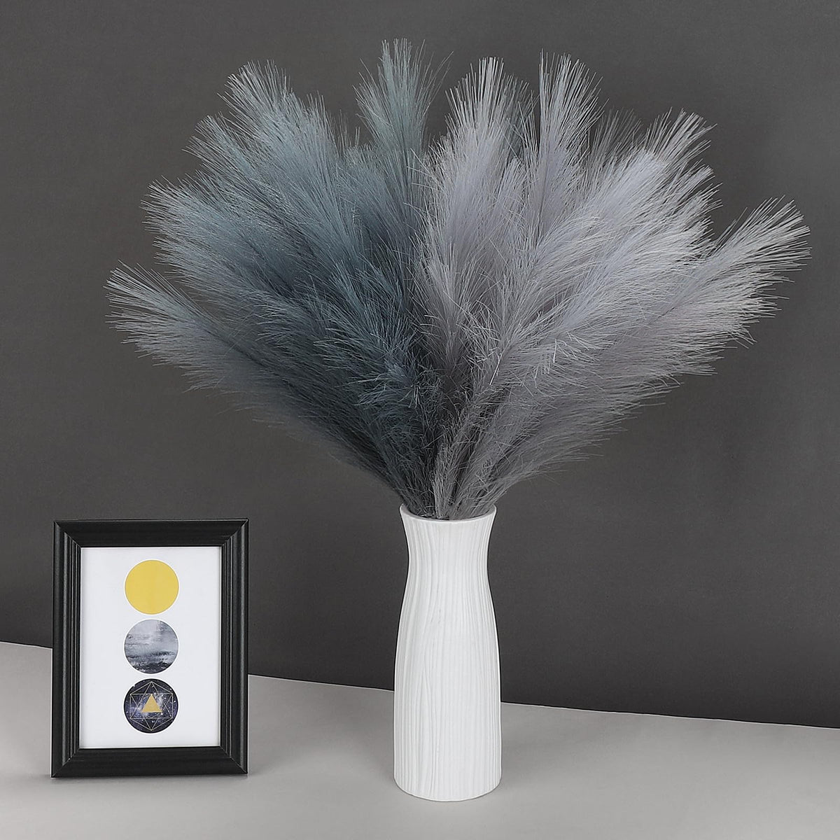 SeptCat 30 Pcs Pampas Grass Decor 21.7" Fluffy Faux Short Brown Pampas Grass Artificial Small Pompas Grass Flower Vase Filler for Home Wedding Living Room Wall Party Decoration