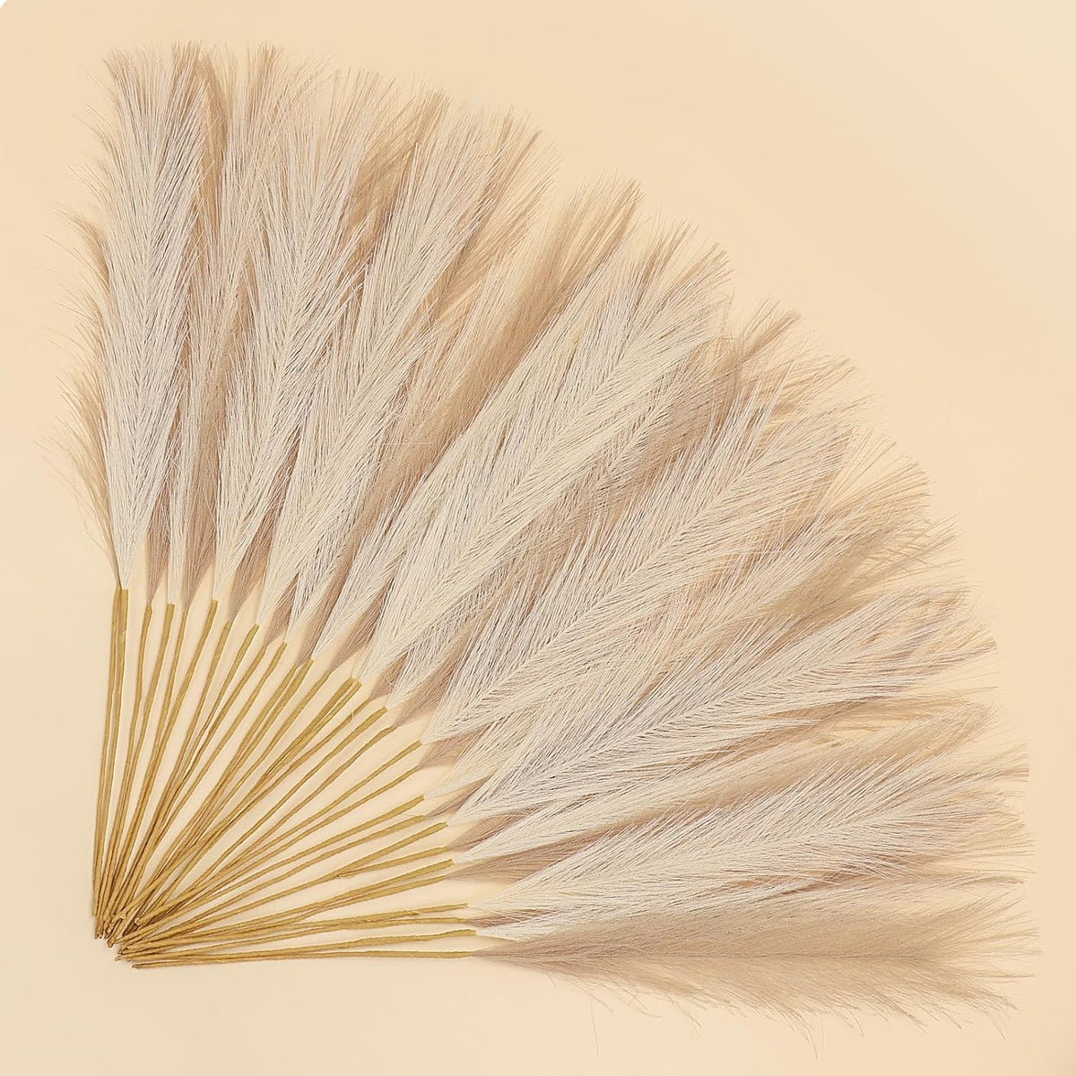SeptCat 30 Pcs Pampas Grass Decor 21.7" Fluffy Faux Short Brown Pampas Grass Artificial Small Pompas Grass Flower Vase Filler for Home Wedding Living Room Wall Party Decoration