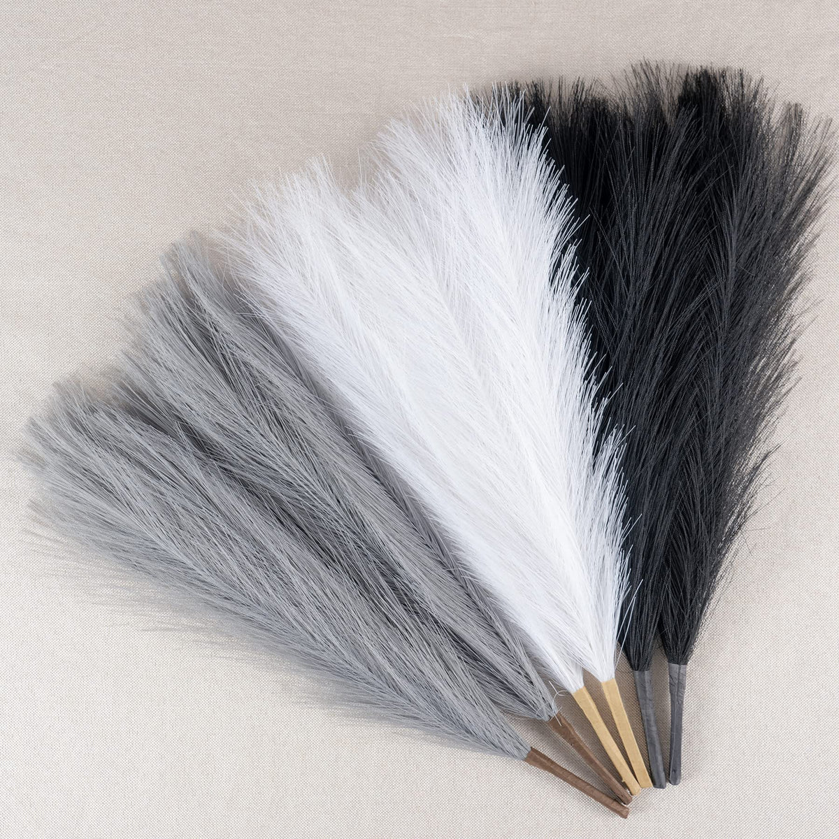 Faux Pampas Grass, 18"/45cm Artificial Pampas Grass Fluffy 6 Stem pompous Grass Flower Arrangement for Boho Home Wedding Decoration (Beige,Taupe)